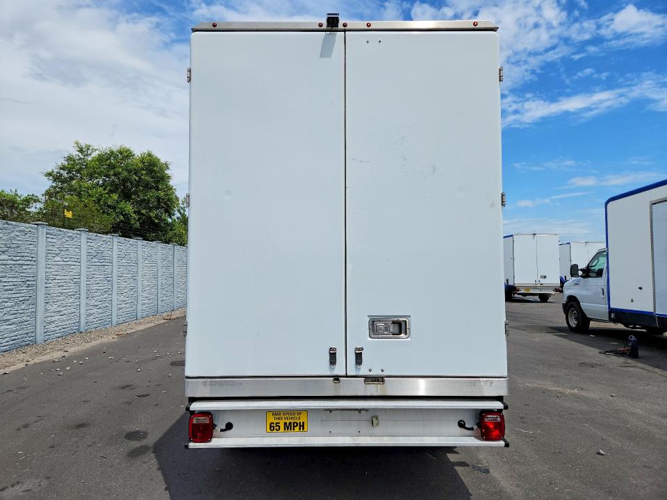 55573596 :رقم المزاد ، 1FDWE3FK3PDD14715 vin ، 2023 Ford E350 مزاد بيع