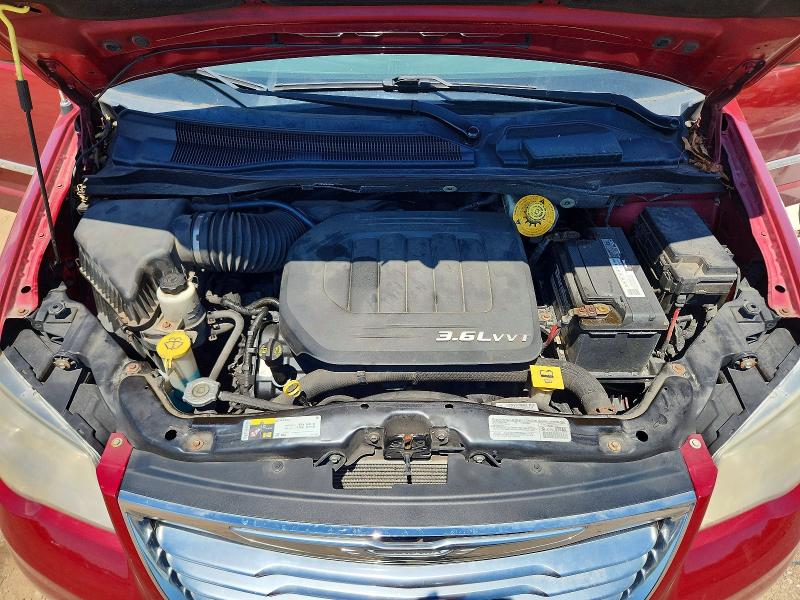 2014 Chrysler Town & Country მანქანა იყიდება აუქციონზე, vin: 2C4RC1BG8ER447414, აუქციონის ნომერი: 58833596