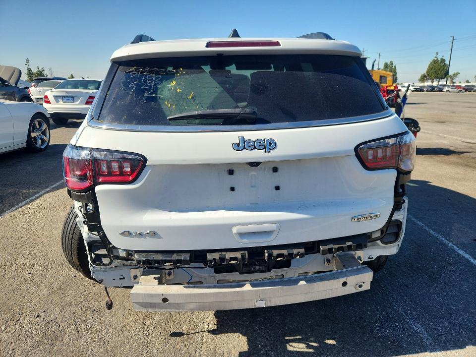 Продаж на аукціоні авто 2022 Jeep Compass, vin: 3C4NJDFB0NT206822, номер лоту: 57562086