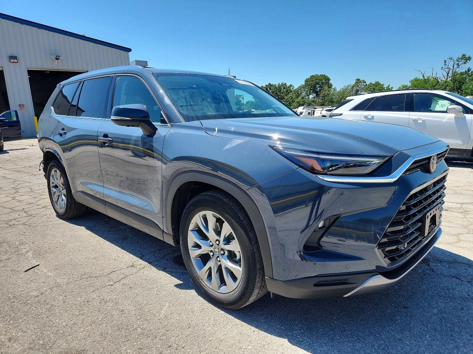 Продажа на аукционе авто 2025 Toyota Grand Highlander Hybrid, vin: 5TDACAB53SS051261, номер лота: 57746686