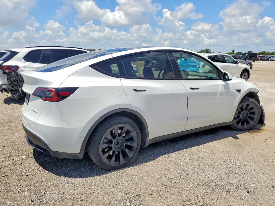 Продажа на аукционе авто 2022 Tesla Model Y, vin: 7SAYGDEE4NF481280, номер лота: 58318296