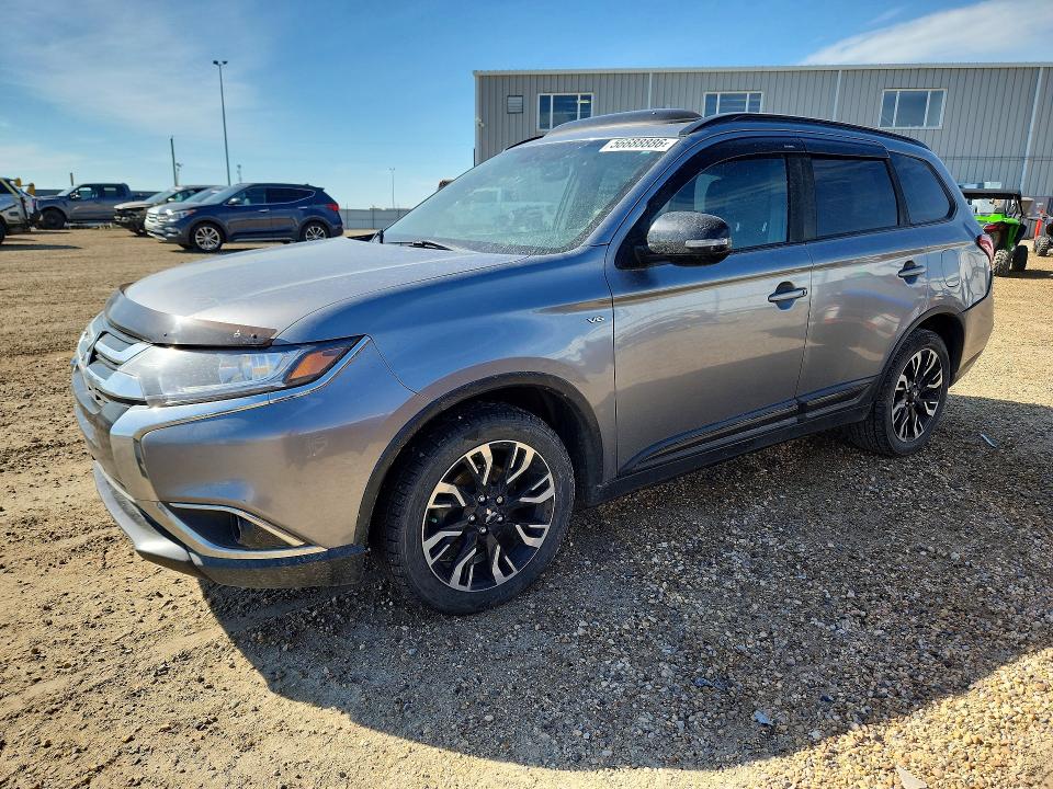 56688886 :رقم المزاد ، JA4JZ3AX1JZ605417 vin ، 2018 Mitsubishi Outlander مزاد بيع