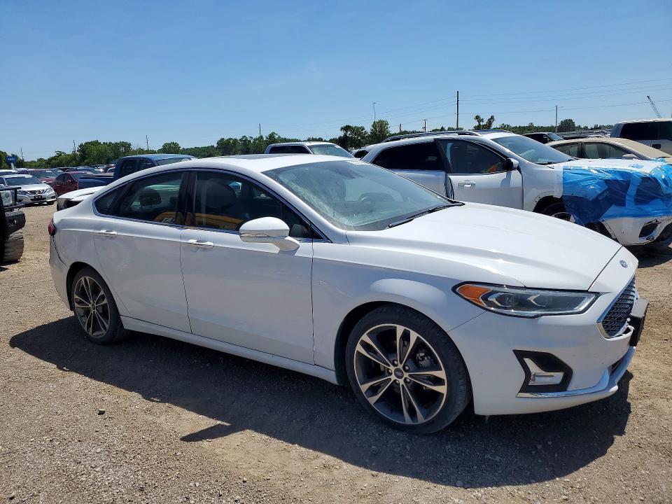 55797636 :رقم المزاد ، 3FA6P0D98LR206675 vin ، 2020 Ford Fusion مزاد بيع
