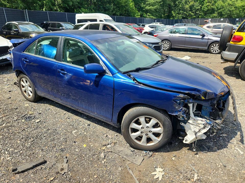 2011 Toyota Camry მანქანა იყიდება აუქციონზე, vin: 4T1BF3EK1BU581938, აუქციონის ნომერი: 58880046