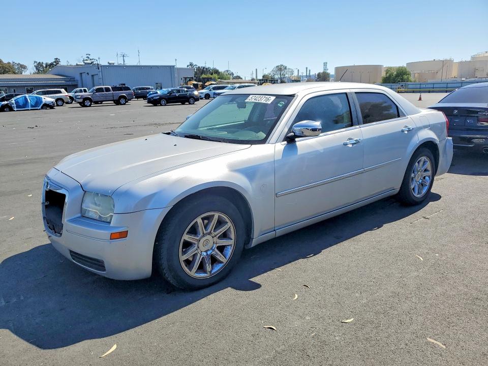 2008 Chrysler 300 მანქანა იყიდება აუქციონზე, vin: 2C3KA43R08H208253, აუქციონის ნომერი: 57423716