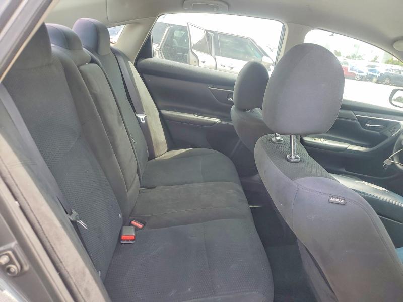 2015 Nissan Altima მანქანა იყიდება აუქციონზე, vin: 1N4AL3AP5FN390989, აუქციონის ნომერი: 56676766