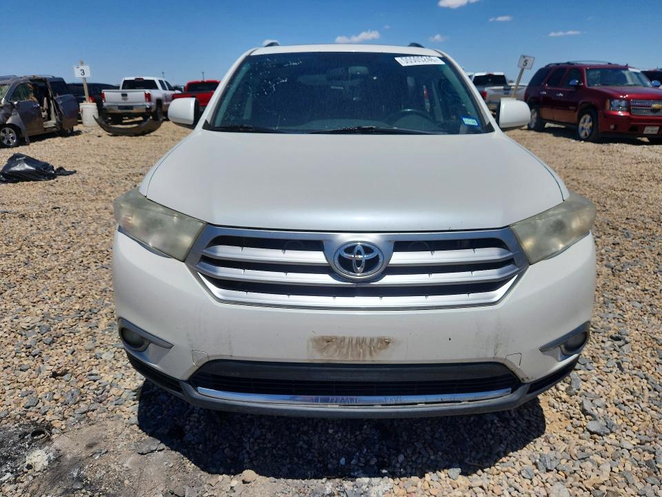 2011 Toyota Highlander მანქანა იყიდება აუქციონზე, vin: 5TDBK3EH7BS042538, აუქციონის ნომერი: 55505246
