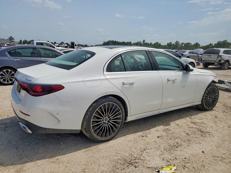2024 Mercedes-benz E მანქანა იყიდება აუქციონზე, vin: W1KLF4HB7RA008232, აუქციონის ნომერი: 58883386