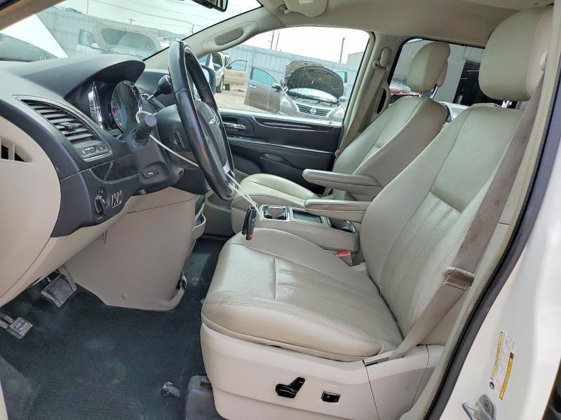 57336066 :رقم المزاد ، 2A4RR8DG4BR676151 vin ، 2011 Chrysler Town & Country مزاد بيع