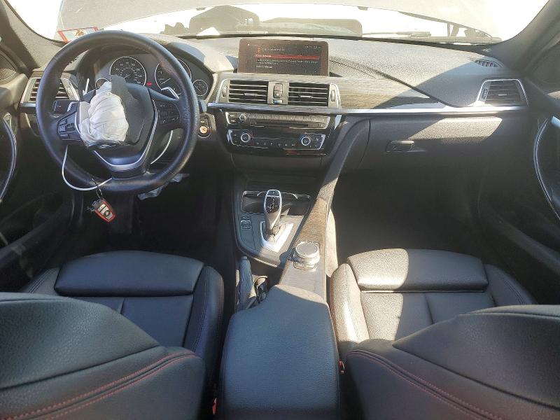 56050786 :رقم المزاد ، WBA8D9C53JEB35190 vin ، 2018 Bmw 330 مزاد بيع