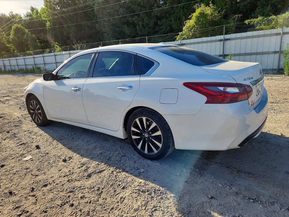 Продажа на аукционе авто 2018 Nissan Altima, vin: 1N4AL3AP7JC216717, номер лота: 56529716