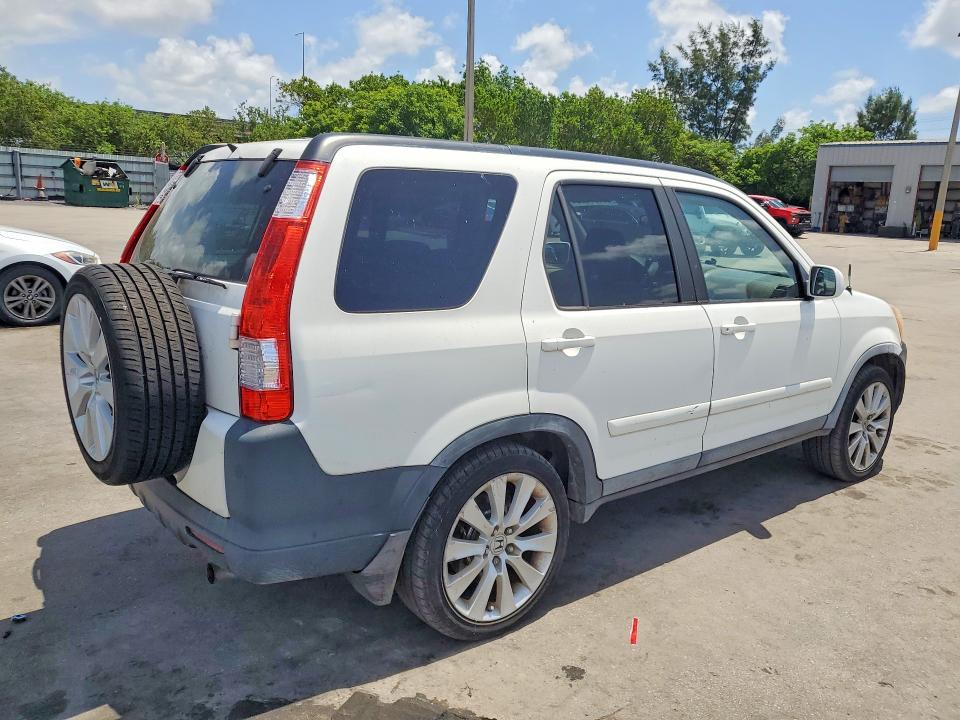 59077896 :رقم المزاد ، SHSRD78975U324281 vin ، 2005 Honda Cr-v مزاد بيع