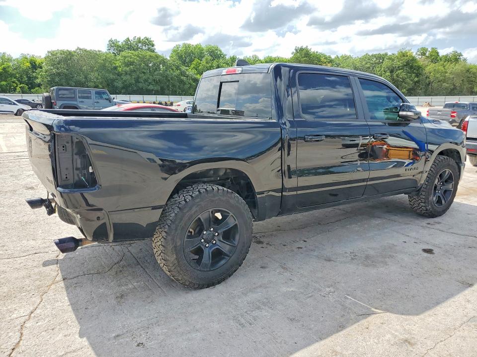 56761116 :رقم المزاد ، 1C6SRFFT1MN513289 vin ، 2021 Ram 1500 مزاد بيع