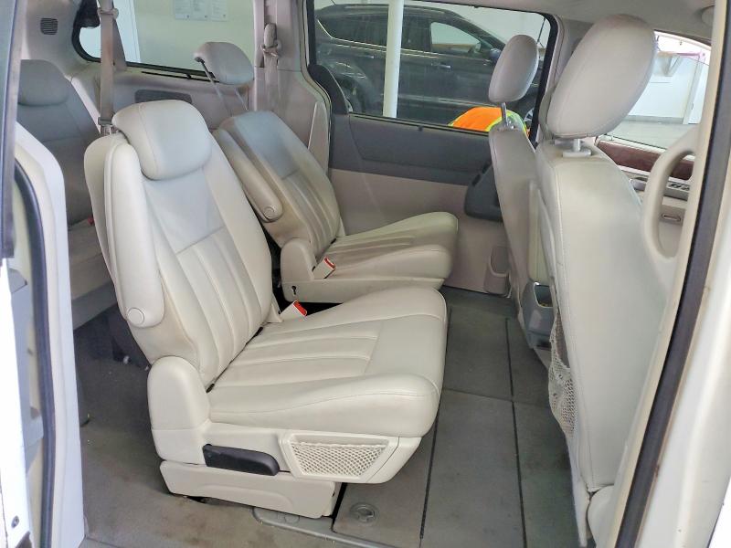 56166176 :رقم المزاد ، 2A8HR54119R640688 vin ، 2009 Chrysler Town & Country مزاد بيع