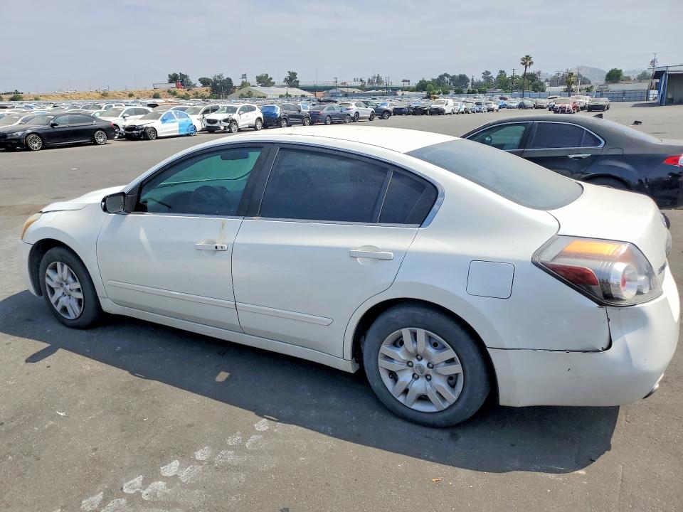 2010 Nissan Altima მანქანა იყიდება აუქციონზე, vin: 1N4AL2APXAN429692, აუქციონის ნომერი: 54532056