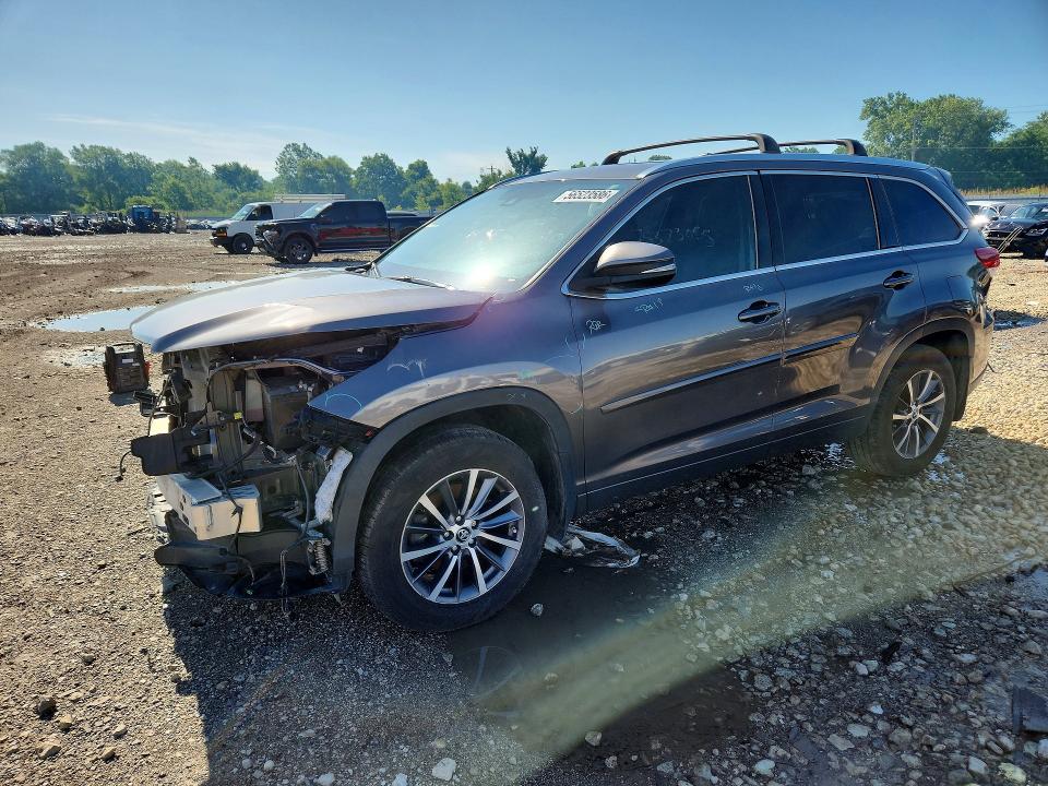 Auction sale of the 2018 Toyota Highlander, vin: 5TDJZRFH1JS899171, lot number: 56523586