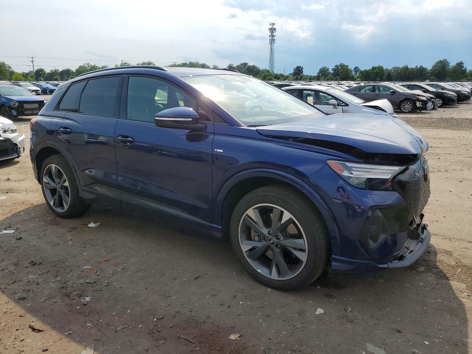 58467946 :رقم المزاد ، WA1M2BFZ7PP067414 vin ، 2023 Audi Q4 E-tron مزاد بيع