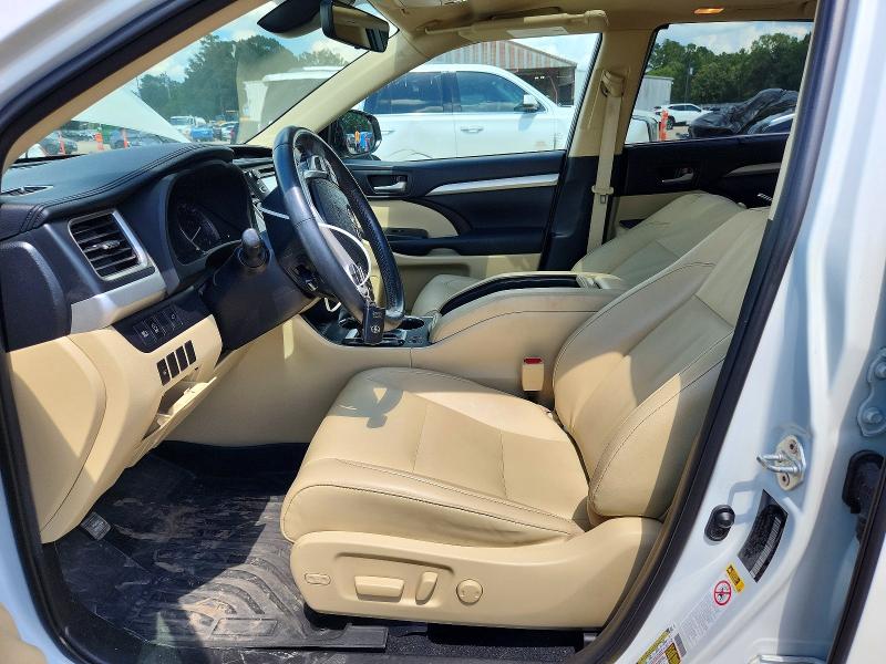 Продажа на аукционе авто 2019 Toyota Highlander, vin: 5TDKZRFH7KS568164, номер лота: 56136076