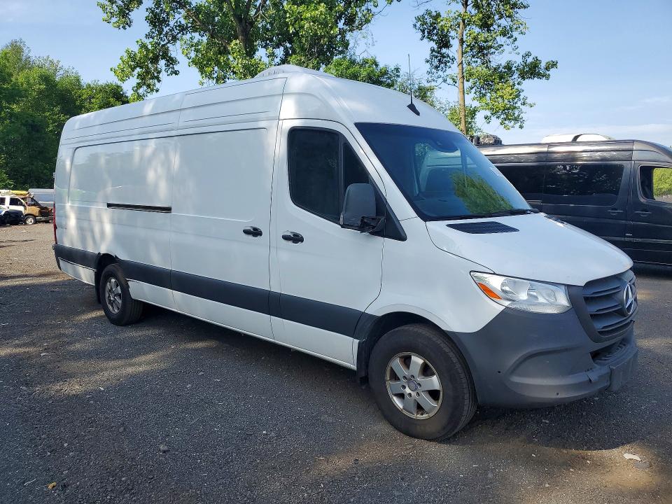 57048946 :رقم المزاد ، W1Y4NDHY3RP725788 vin ، 2024 Mercedes-benz Sprinter مزاد بيع