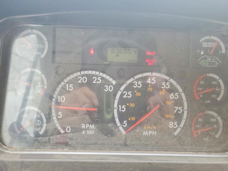 57269866 :رقم المزاد ، 4UZABRDT4GCGY2248 vin ، 2016 Freightliner Chassis مزاد بيع
