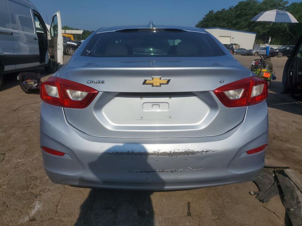 2017 Chevrolet Cruze მანქანა იყიდება აუქციონზე, vin: 1G1BE5SM0H7213856, აუქციონის ნომერი: 59008806