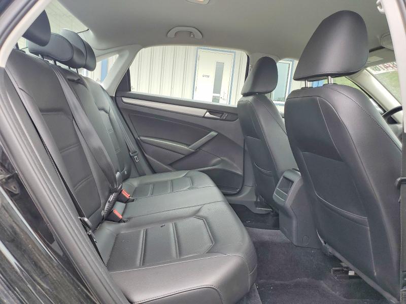 58787476 :رقم المزاد ، 1VWAT7A33FC119050 vin ، 2015 Volkswagen Passat مزاد بيع