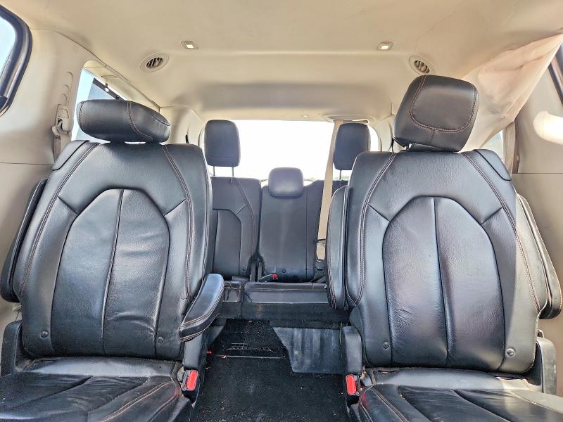 59136706 :رقم المزاد ، 2C4RC1BG9HR593986 vin ، 2017 Chrysler Pacifica مزاد بيع