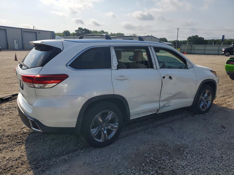 57962566 :رقم المزاد ، 5TDDZRFH7KS977595 vin ، 2019 Toyota Highlander مزاد بيع