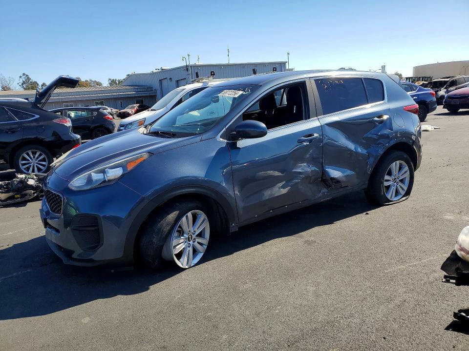 2018 Kia Sportage მანქანა იყიდება აუქციონზე, vin: KNDPM3AC1J7423885, აუქციონის ნომერი: 58772256