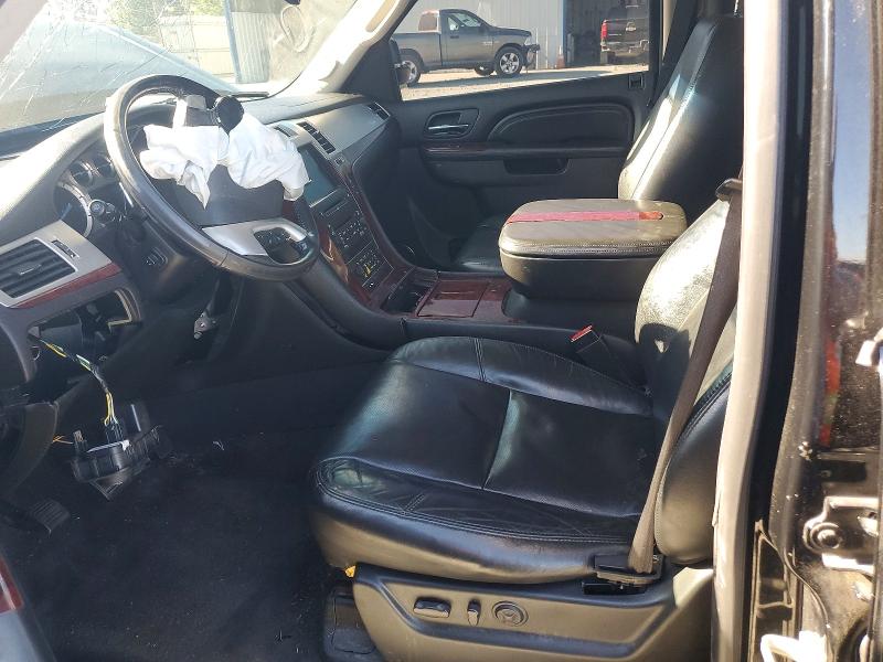 2010 Cadillac Escalade მანქანა იყიდება აუქციონზე, vin: 1GYUKBEF7AR213636, აუქციონის ნომერი: 56266686