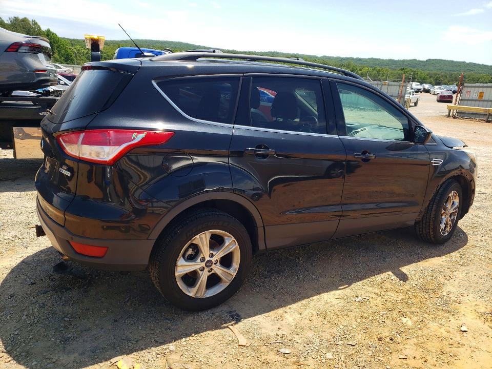2015 Ford Escape მანქანა იყიდება აუქციონზე, vin: 1FMCU0G97FUB70052, აუქციონის ნომერი: 54975316