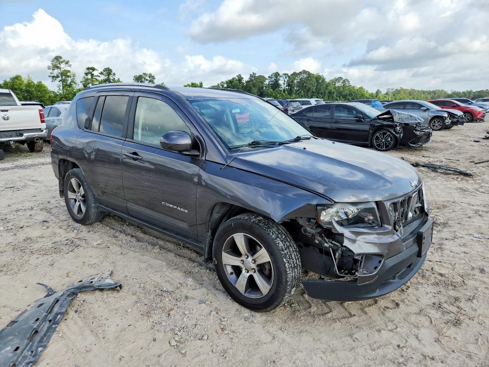 58950156 :رقم المزاد ، 1C4NJDEB9HD126981 vin ، 2017 Jeep Compass مزاد بيع