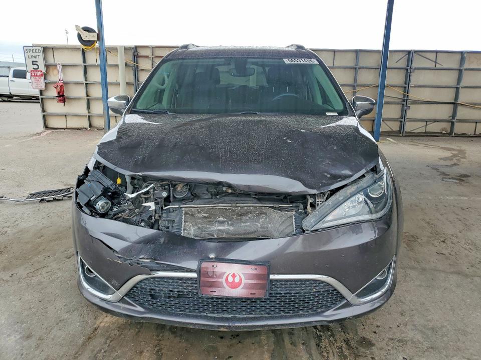 56531496 :رقم المزاد ، 2C4RC1N70LR257728 vin ، 2020 Chrysler Pacifica مزاد بيع