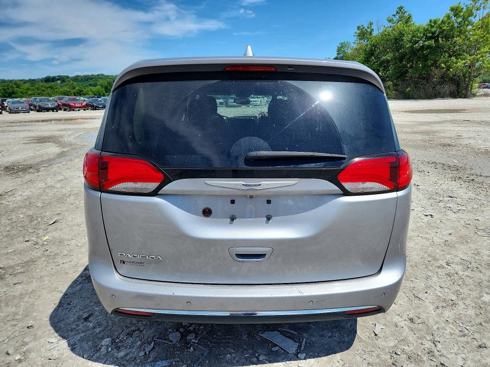 Продаж на аукціоні авто 2018 Chrysler Pacifica, vin: 2C4RC1FG1JR277692, номер лоту: 58281366