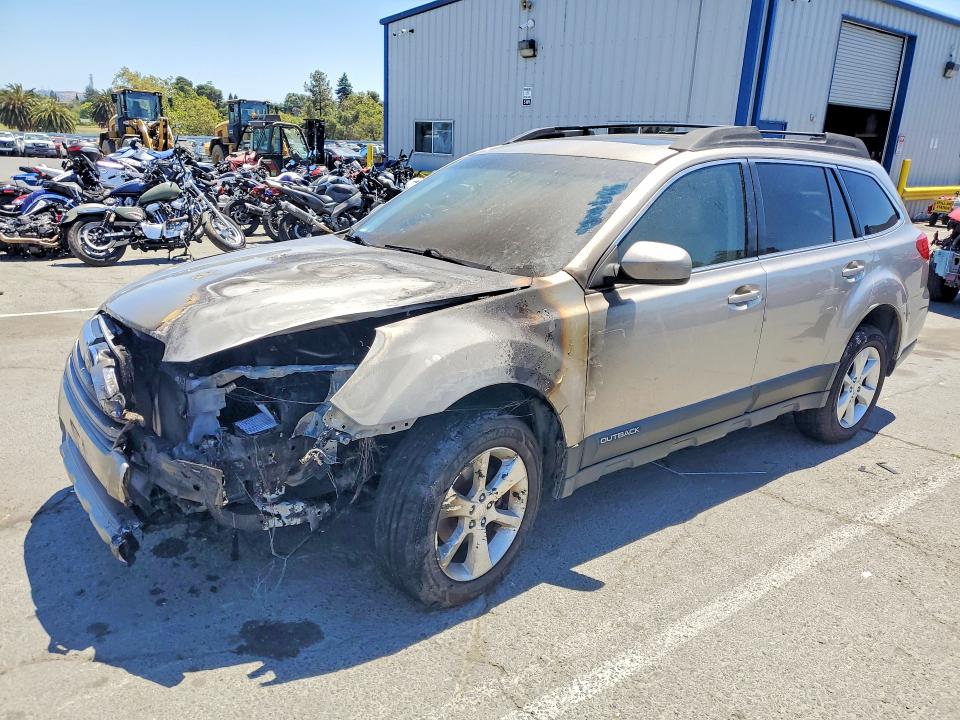 Auction sale of the 2014 Subaru Outback, vin: 4S4BRBLC5E3325695, lot number: 58157486