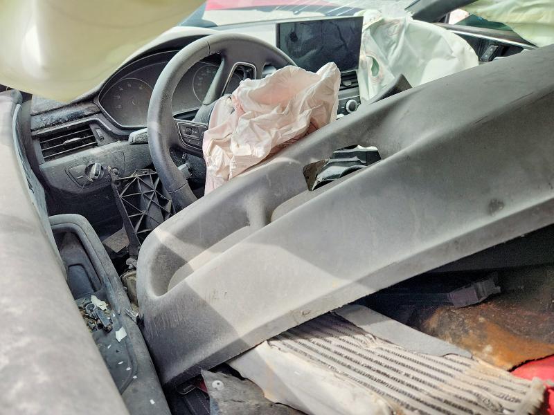 59163756 :رقم المزاد ، WAUSAAF56NA011890 vin ، 2022 Audi A5 مزاد بيع