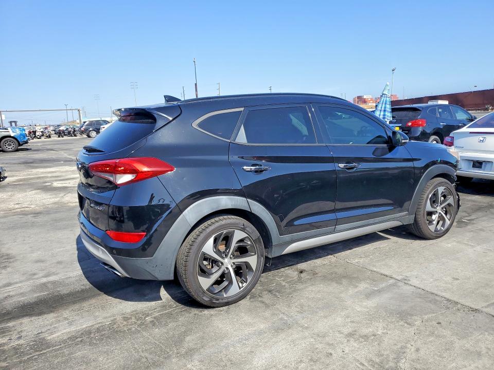 Продаж на аукціоні авто 2017 Hyundai Tucson, vin: KM8J33A24HU357758, номер лоту: 55640246