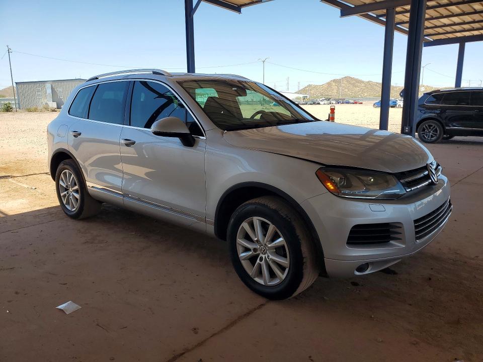 2013 Volkswagen Touareg მანქანა იყიდება აუქციონზე, vin: WVGEF9BP7DD002017, აუქციონის ნომერი: 56266516