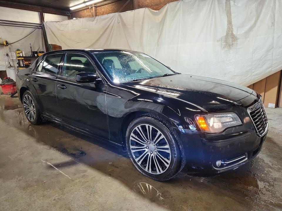 2014 Chrysler 300 მანქანა იყიდება აუქციონზე, vin: 2C3CCABG5EH200786, აუქციონის ნომერი: 56423946
