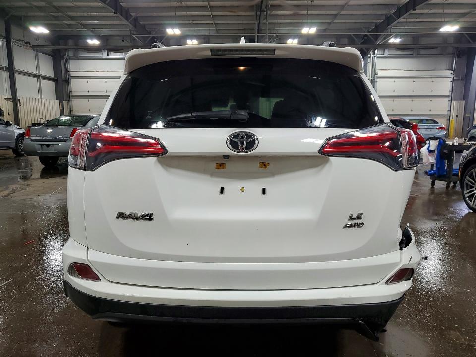 Продаж на аукціоні авто 2018 Toyota Rav4, vin: JTMBFREV0JJ261365, номер лоту: 56494896