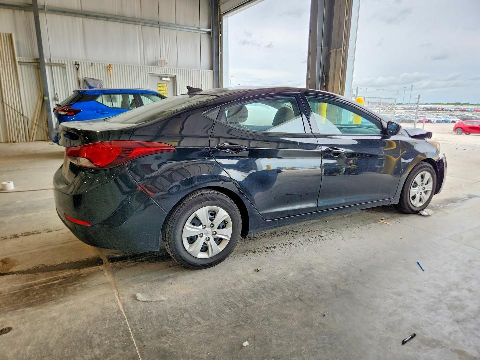 Aukcja sprzedaży 2016 Hyundai Elantra, vin: 5NPDH4AE8GH762856, numer aukcji: 58273456