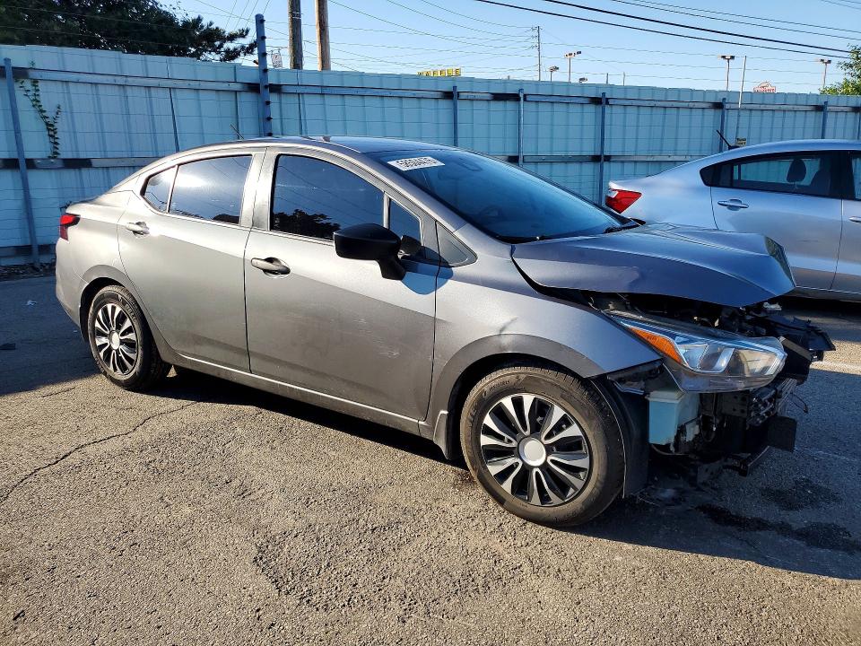 58504476 :رقم المزاد ، 3N1CN8DV3LL888403 vin ، 2020 Nissan Versa مزاد بيع