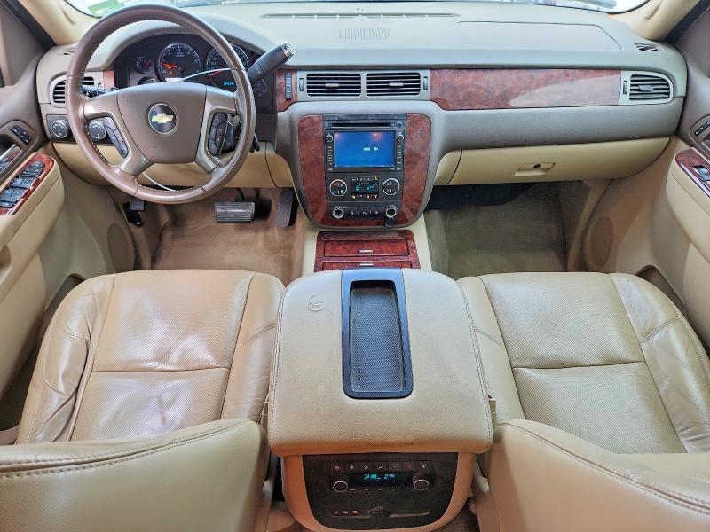 57587986 :رقم المزاد ، 1GNUKKE3XAR159915 vin ، 2010 Chevrolet Suburban مزاد بيع