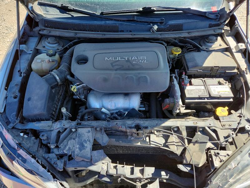 56868226 :رقم المزاد ، 1C3CCCAB8FN604708 vin ، 2015 Chrysler 200 مزاد بيع