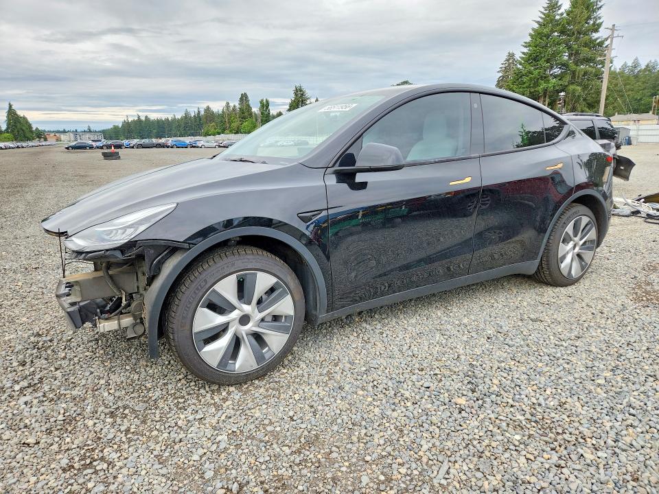 Auction sale of the 2022 Tesla Model  Y, vin: 7SAYGDEE7NF393839, lot number: 56511956