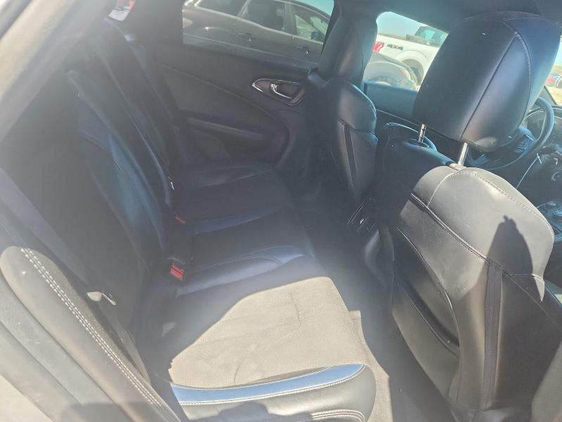 Продажа на аукционе авто 2015 Chrysler 200, vin: 1C3CCCBG8FN642790, номер лота: 56550916