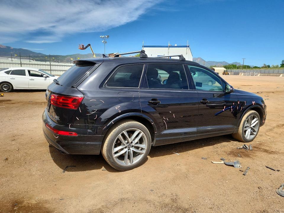 Продаж на аукціоні авто 2018 Audi Q7, vin: WA1VAAF71JD050908, номер лоту: 56064106