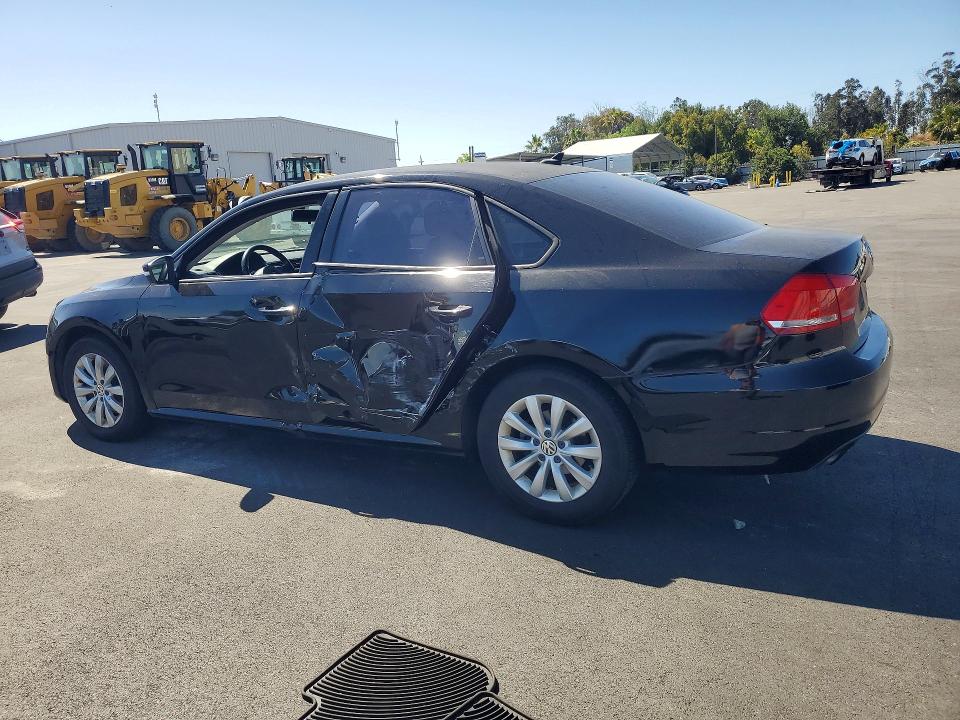 56488716 :رقم المزاد ، 1VWAT7A38FC099278 vin ، 2015 Volkswagen Passat مزاد بيع