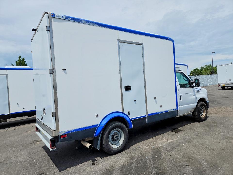 55572916 :رقم المزاد ، 1FDWE3FK5PDD09743 vin ، 2023 Ford E350 مزاد بيع