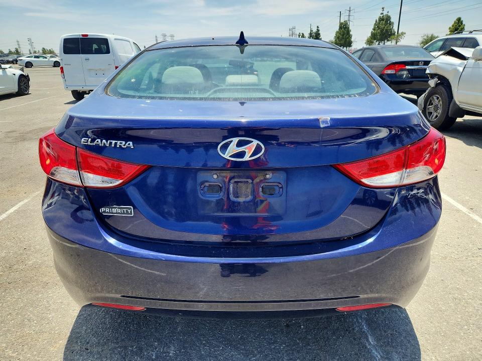 2013 Hyundai Elantra მანქანა იყიდება აუქციონზე, vin: 5NPDH4AEXDH336758, აუქციონის ნომერი: 55449996